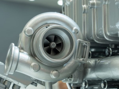 Invention du turbo voiture